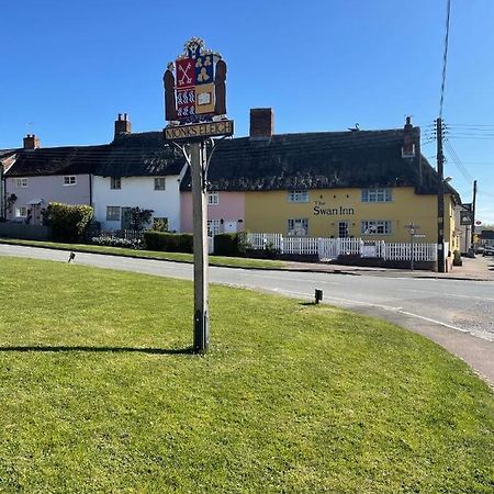 The Swan Inn Monks Eleigh Bagian luar foto