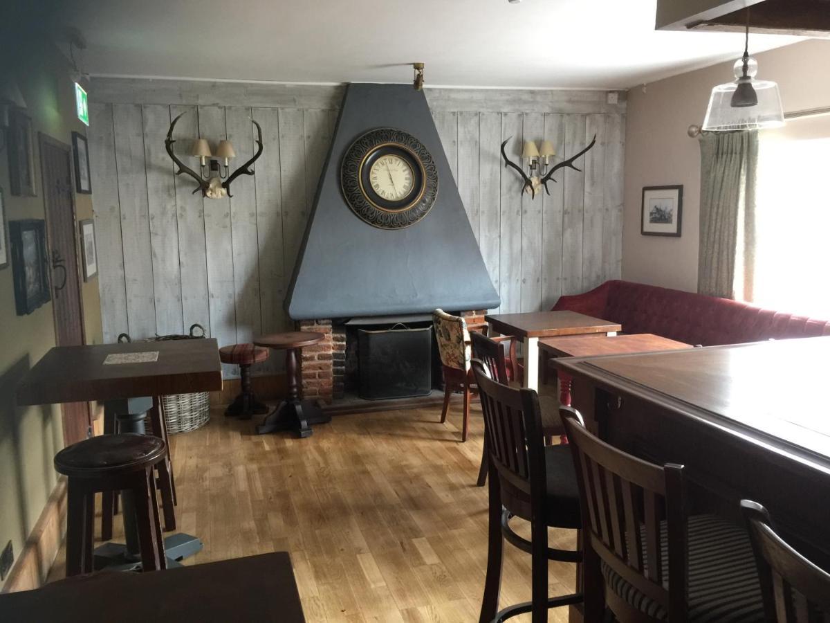 The Swan Inn Monks Eleigh Bagian luar foto